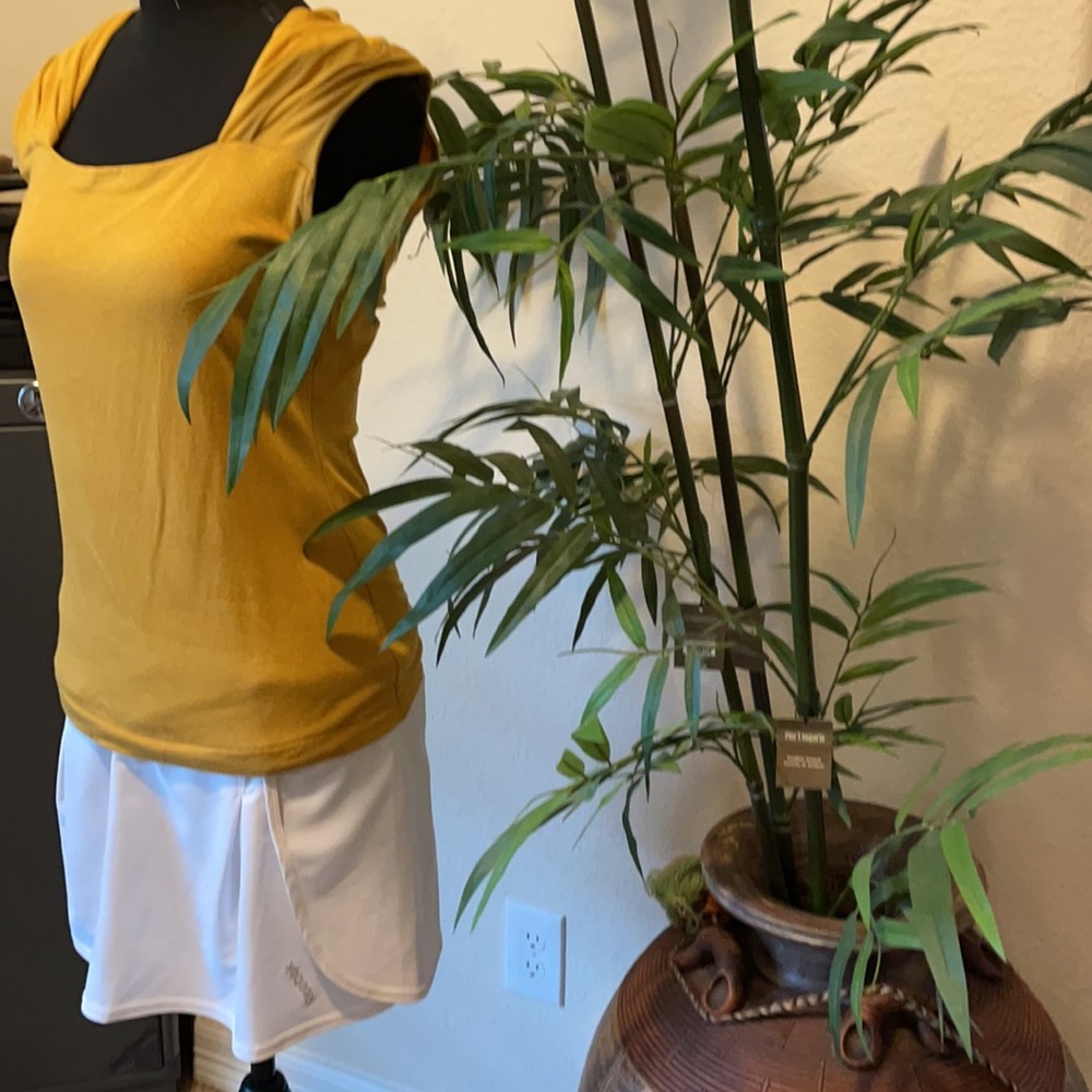 Reebok tennis skirt and banana republic top